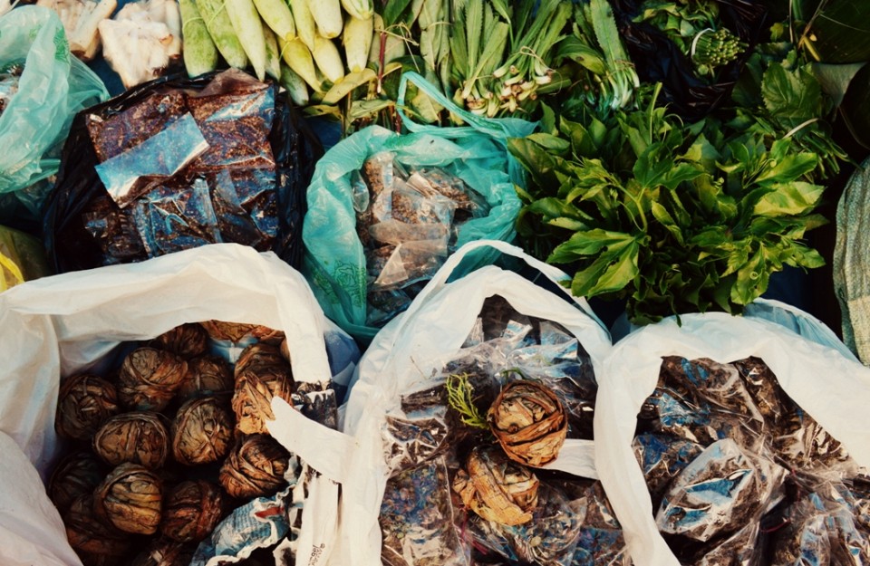 Thakthing Bazaar, local produce